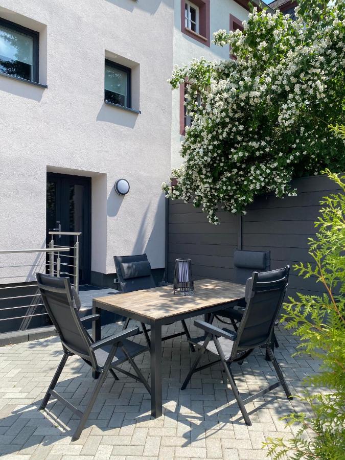 Sonnenlay Lounge - Studio & Ferienhaus Brauneberg Exteriör bild